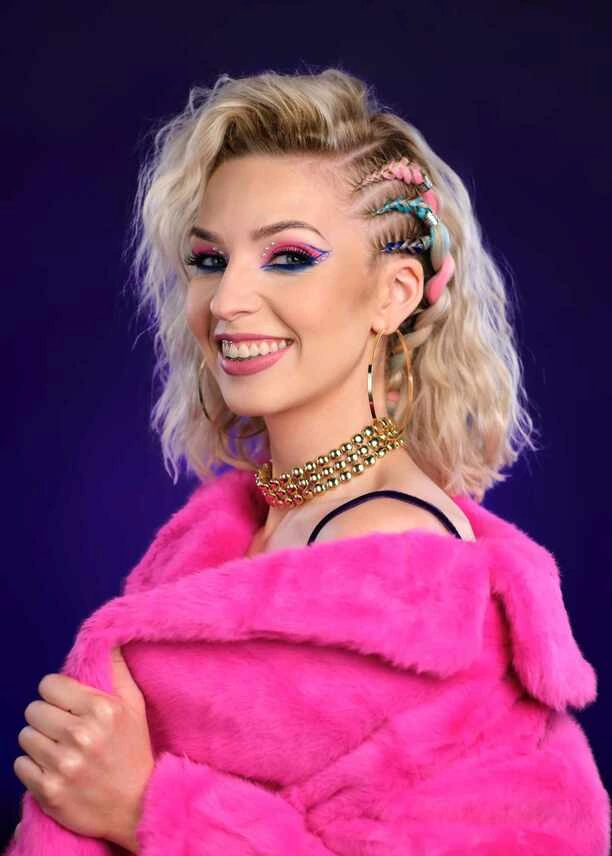 Olga Siemieniecka – Nowa wokalistka zespołu Top Girls! Wiek, mąż, dzieci, doświadczenie muzyczne!