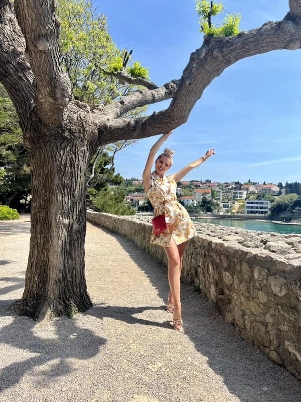 HOT! Zobacz LaViolę - wokalistkę disco polo w skąpym bikini na egzotycznych wakacjach! Jej figury robi wrażenie!