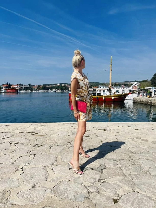 HOT! Zobacz LaViolę - wokalistkę disco polo w skąpym bikini na egzotycznych wakacjach! Jej figury robi wrażenie!