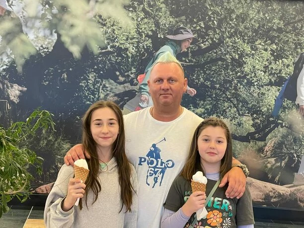 Remigiusz Hupiński Magnum razem z córkami! Nie samym disco polo człowiek żyje