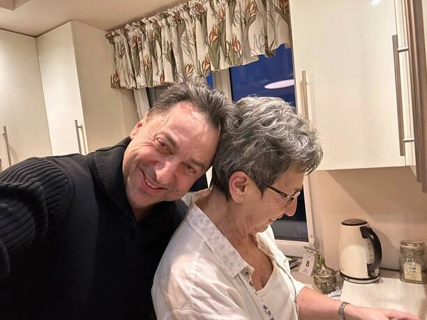 Marcin Miller i ukochana mama Maria: Piękna więź artysty disco polo z rodziną! Zobaczcie zdjęcia!