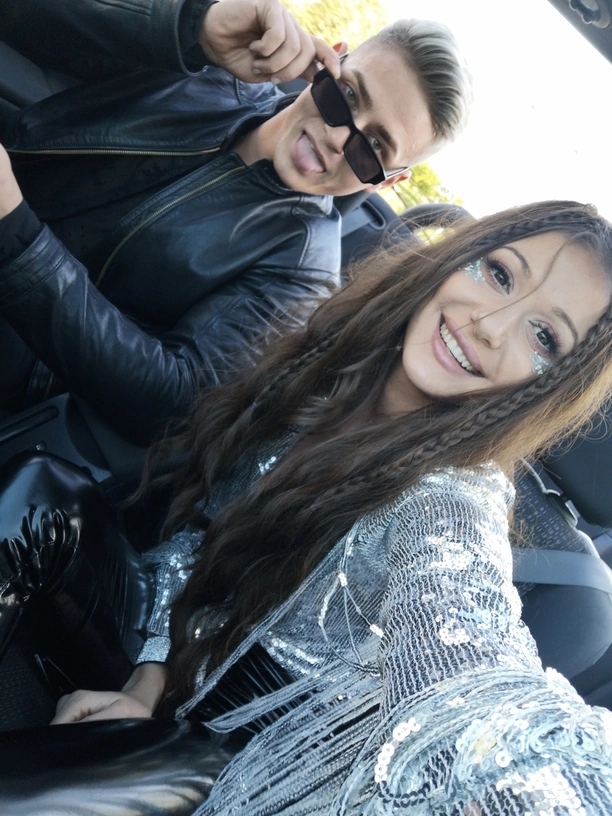 Oto letni hit, który podbije Polskę! Agnieszka Chrzanowska - Twoja Dama wraz z Misterem International w teledysku do „Chcę Ciebie„