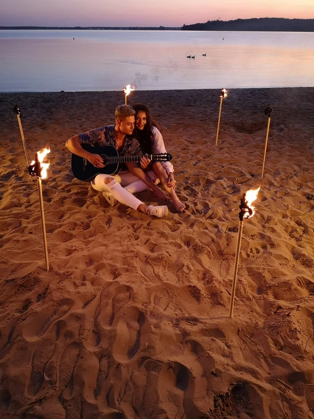 Oto letni hit, który podbije Polskę! Agnieszka Chrzanowska - Twoja Dama wraz z Misterem International w teledysku do „Chcę Ciebie„