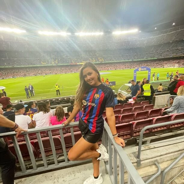 Niesamowite! Pamela Stone znana z duetu disco polo z Vivat na zdjęciach z Anną Lewandowską! To nie są przypadkowe zdjęcia 