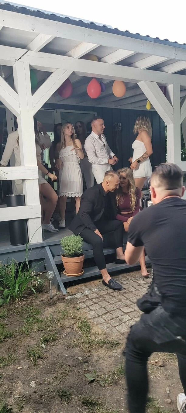 „Tak mi się podobasz„ - Nowy wakacyjny klip Endrju x DjŁukaszenko zapowiada letnią burzę w disco polo!