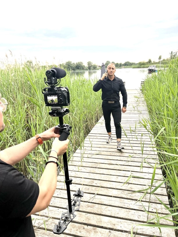 „Tak mi się podobasz„ - Nowy wakacyjny klip Endrju x DjŁukaszenko zapowiada letnią burzę w disco polo!