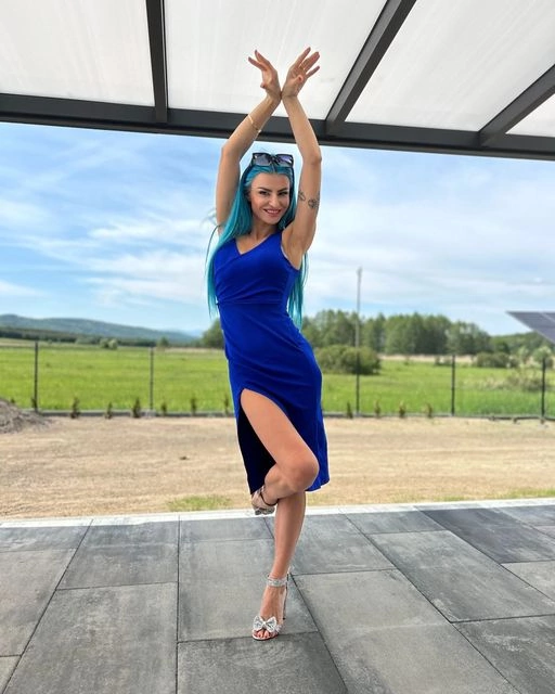 Agnieszka Brysiak AGBE olśniła fanów disco! Jej soczysta stylizacja podbija internet! 