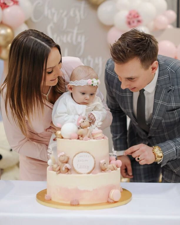 Znane małżeństwo disco polo ochrzciło córkę - Laurę! Przyjęcie jak z bajki! Mamy zdjęcia!