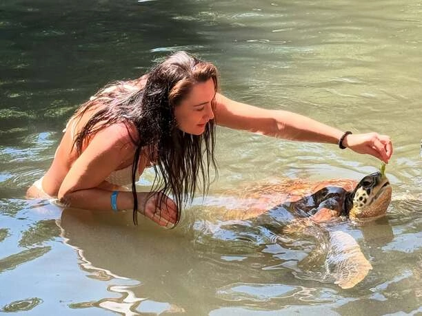 Justyna Lubas olśniewa na Zanzibarze! Gwiazda disco polo pokazała ciało i rozpala wyobraźnię