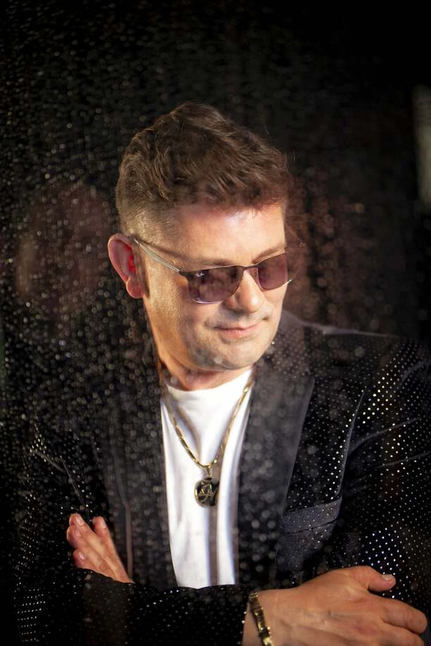 Zenon Martyniuk z nowością pt. „Jak mam Cię pokochać„! Król disco polo zdeklasuje tym konkurencje?! 