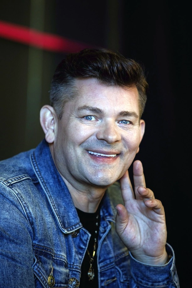 Zenon Martyniuk z nowością pt. „Jak mam Cię pokochać„! Król disco polo zdeklasuje tym konkurencje?! 