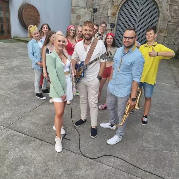 Popularna grupa disco polo Weź nie Pytaj zdradza kulisy swojej nowej produkcji! Zapowiada się muzyczny sztos!