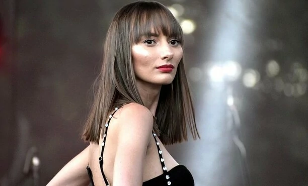 Zjawiskowe wokalistki disco polo z zespołu Szpilki zachwycają wymyślną stylizacją! Jest ogień?! To najpiękniejsze kobiety w disco polo?