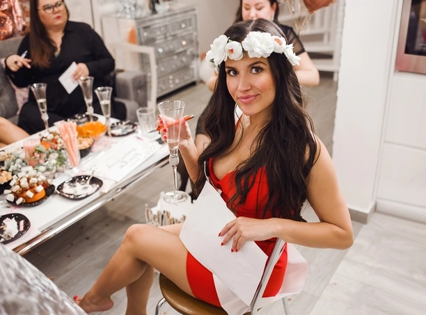 Wieczór panieński gwiazdy disco polo! Mała czarna ostro imprezowała! Zobaczcie fotki!