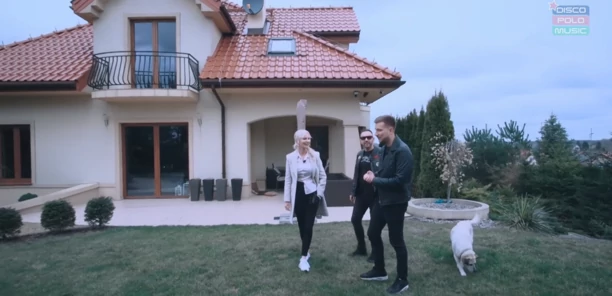 Elwira i Mariusz Mejk jak mieszkają?! Swój dom postawili sami od podstaw.