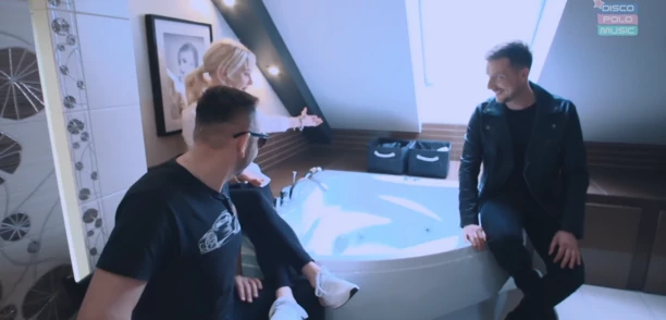 Elwira i Mariusz Mejk jak mieszkają?! Swój dom postawili sami od podstaw.