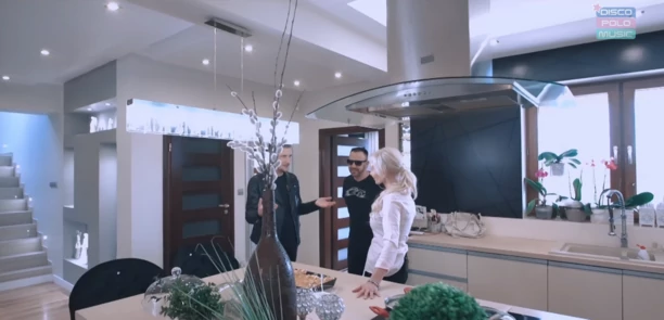 Elwira i Mariusz Mejk jak mieszkają?! Swój dom postawili sami od podstaw.