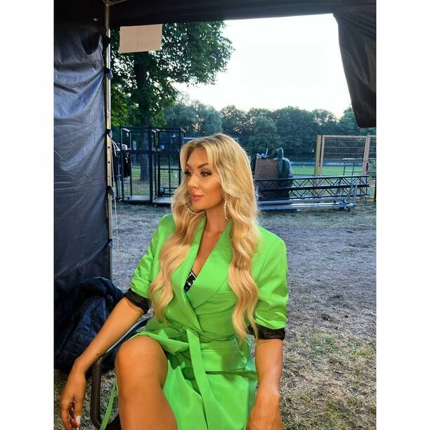 Seksowna gwiazda disco polo zaszalała na imprezie TVP! Zobaczcie, jak wyglądała.. przepięknie!