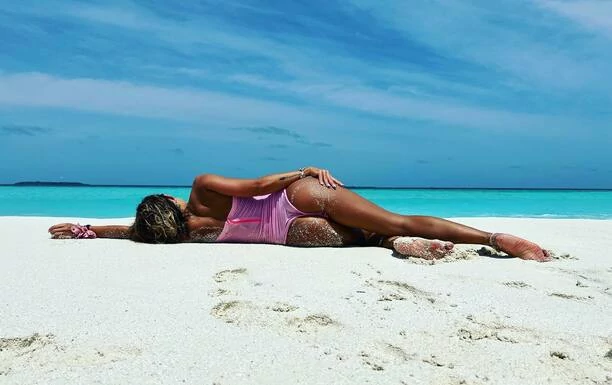 Odważne zdjęcia gwiazdy disco polo! Nicki Queen pokazała odsłonięty biust! 