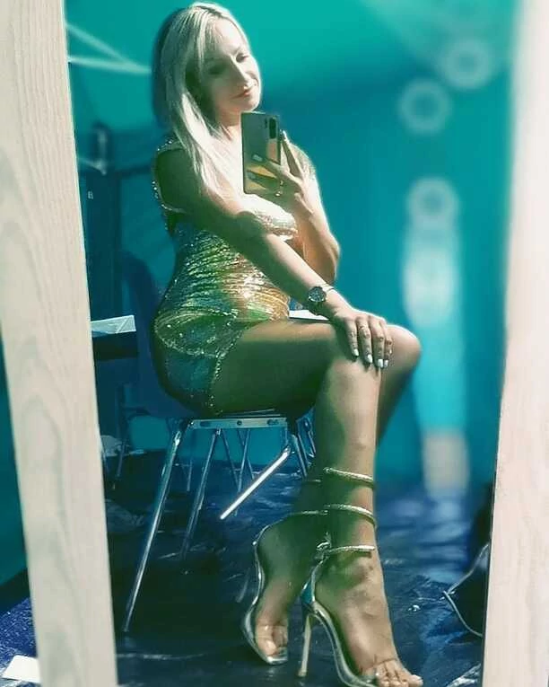 Córka lidera zespołu Bayer Full zachwyca gorącymi zdjęcia! Gwiazda disco polo - Nikola Dutkiewicz wygląda obłędnie! 