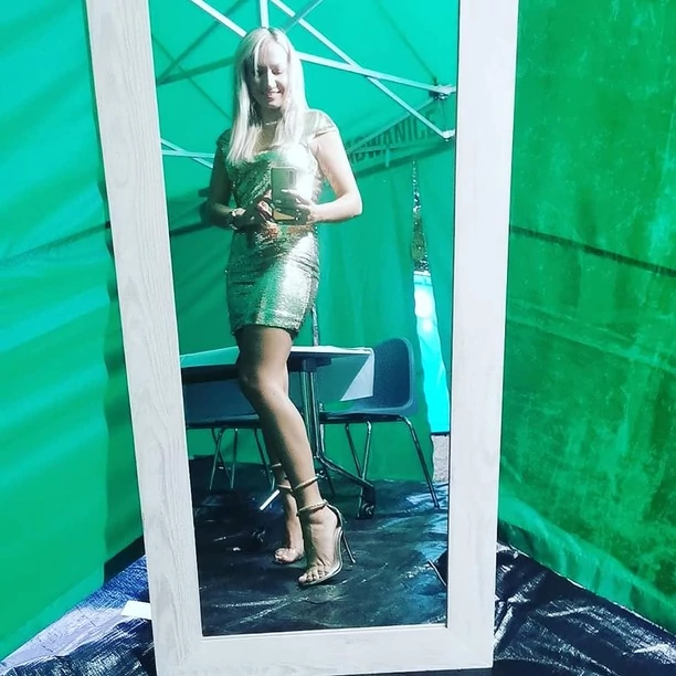 Córka lidera zespołu Bayer Full zachwyca gorącymi zdjęcia! Gwiazda disco polo - Nikola Dutkiewicz wygląda obłędnie! 