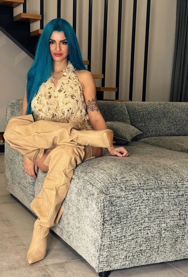 Przesadziła czy wygląda przepięknie Agbe? Nowe zdjęcia wokalistki wywołały ogromne emocje 