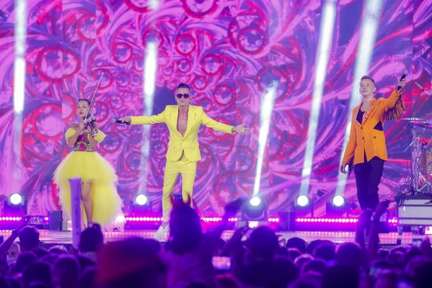 Wakacyjna Trasa Dwójki 2022 Stalowa Wola - 30 lat disco polo - FOTOrelacja!