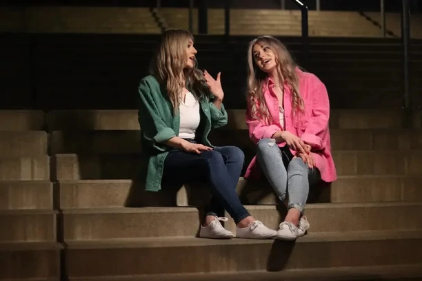 Nowe gwiazdy w branży disco polo! Bliźniaczki zamarzyły o karierze u boku największych gwiazd! Kim są i co szykują?! 