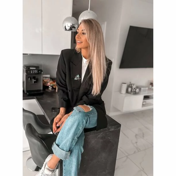 Znana wokalistka disco polo zachwyca śnieżnobiałym uśmiechem! Tak Małgosia Główka Camasutra podbija internet! 