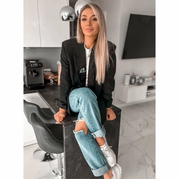 Znana wokalistka disco polo zachwyca śnieżnobiałym uśmiechem! Tak Małgosia Główka Camasutra podbija internet! 