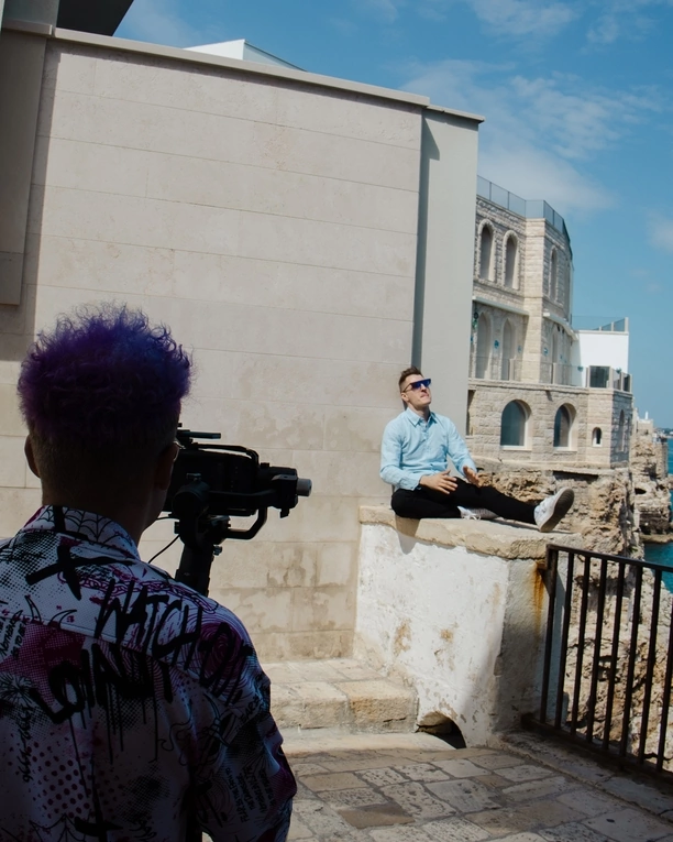 Zespół Carmelovi z nową produkcją „Czarna sukienka„. To będzie nowy hit? | VIDEO