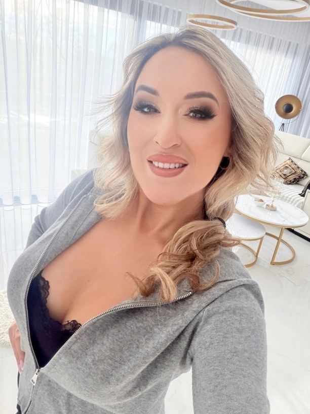 Jesika z disco polo pokazała odważne zdjęcia. Internet patrzy tylko na jedno