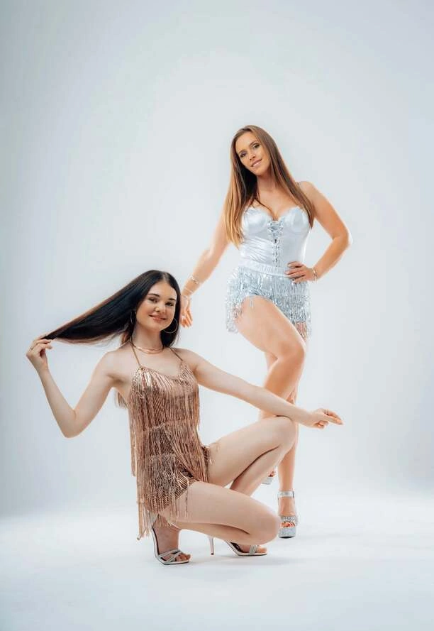 Ponętne zdjęcia nowego duetu Top Girls – Weronika Wiśniewska i Nikola Raczko w wyjątkowej sesji