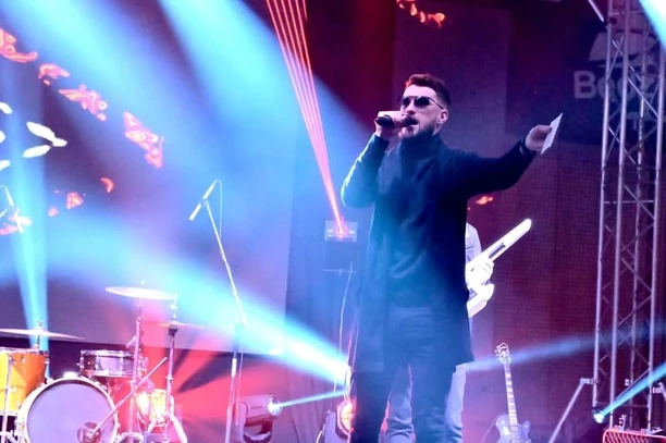 Roztańczony Będzin 2023: Ekscytujące show, szalone tłumy i mnóstwo gwiazd disco polo! [FOTORELACJA]