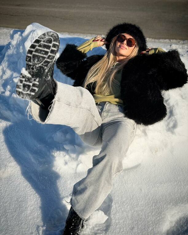 Plik Malgorzata-Glowka---zimowa-sesja-2.jpg