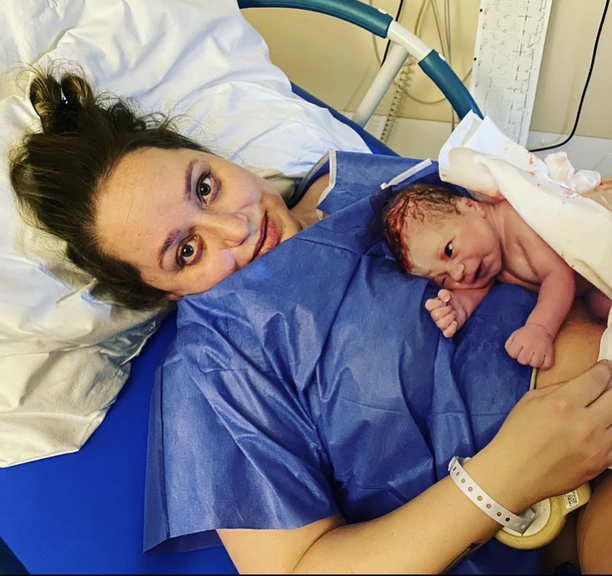 Wokalistka disco polo została szczęśliwą mamą! „Poród był bardzo ciężki„ wyznaje artystka!