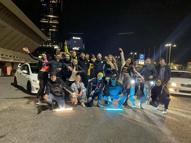 Gwiazdy disco polo Topky nagrały nowość ”Bez wad” nawiązującą stylem do filmu Szybcy i Wściekli ”Tokio drift”! Podbiją tym branże?!
