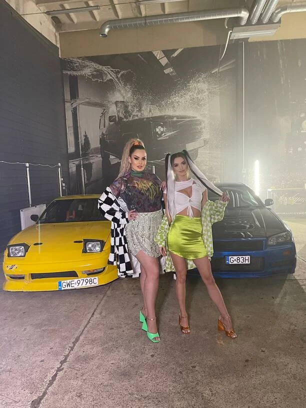 Gwiazdy disco polo Topky nagrały nowość ”Bez wad” nawiązującą stylem do filmu Szybcy i Wściekli ”Tokio drift”! Podbiją tym branże?!
