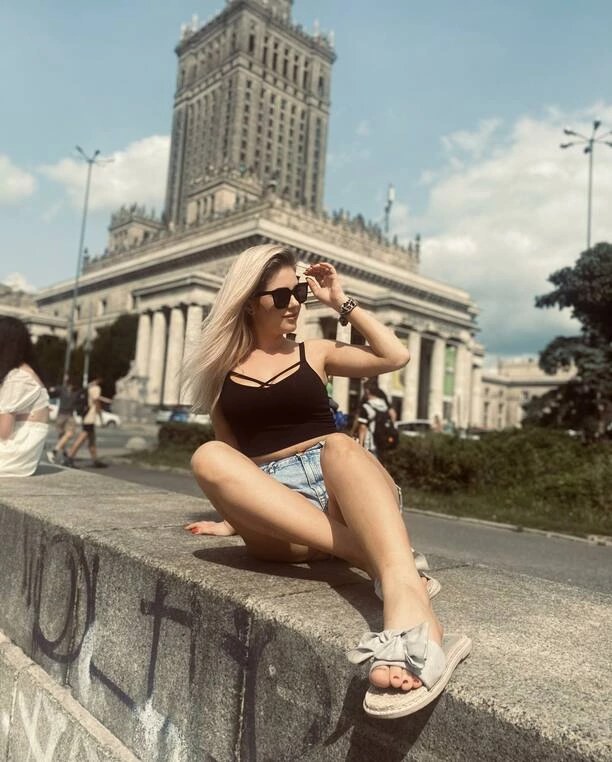 Blondi! Poznaj Natalię Skupiewską piękną blondynkę o cudownym głosie!