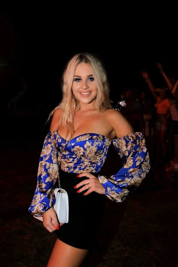 Blondi! Poznaj Natalię Skupiewską piękną blondynkę o cudownym głosie!