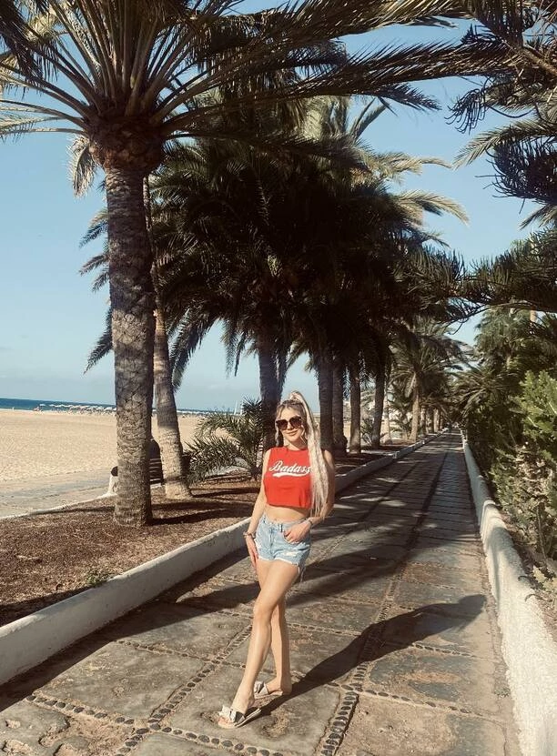 Blondi! Poznaj Natalię Skupiewską piękną blondynkę o cudownym głosie!