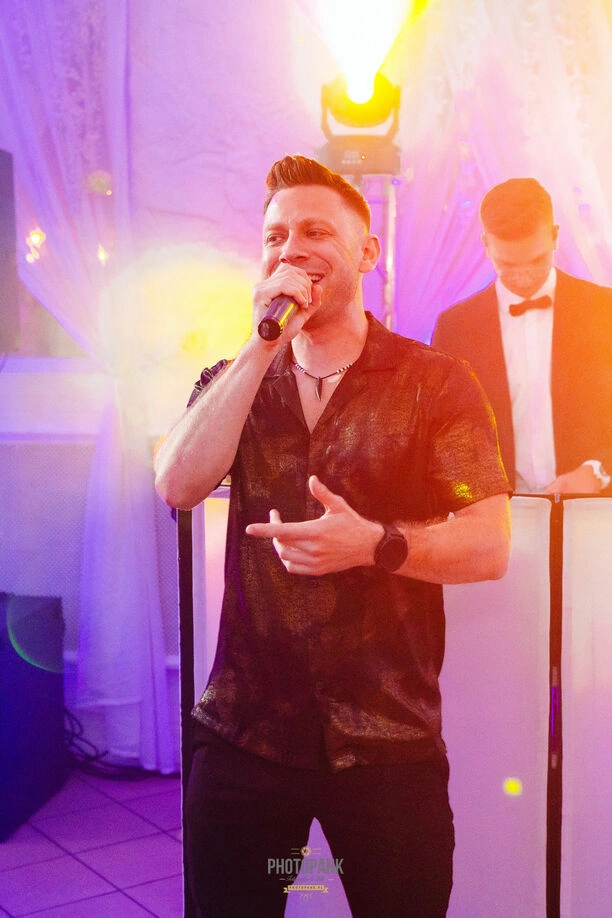 Ślub producenta disco polo Marcina Mackiewicza! Plejada gwiazd na weselu | ZDJĘCIA