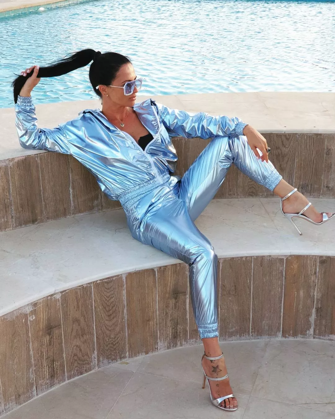 Niecodzienny strój gwiazdy disco polo