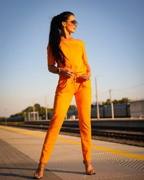 To najlepiej ubrana gwiazda w branży?! Śliczna gwiazda disco polo podkreśliła długie nogi wyjątkową stylizacją!