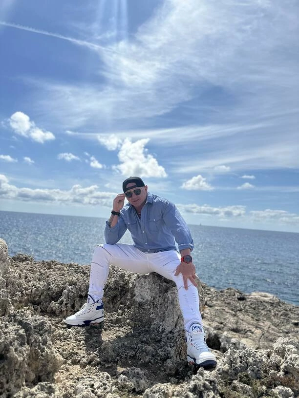 „Numer Miesiąca„ - gorący hit Pudzian Band prosto z Majorki!