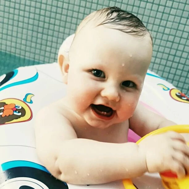 „Aż miło popatrzeć„ Przemek Budka Eratox odpoczywa z rodziną! Znany wokalista disco polo opublikował zdjęcia z żoną i dziećmi!