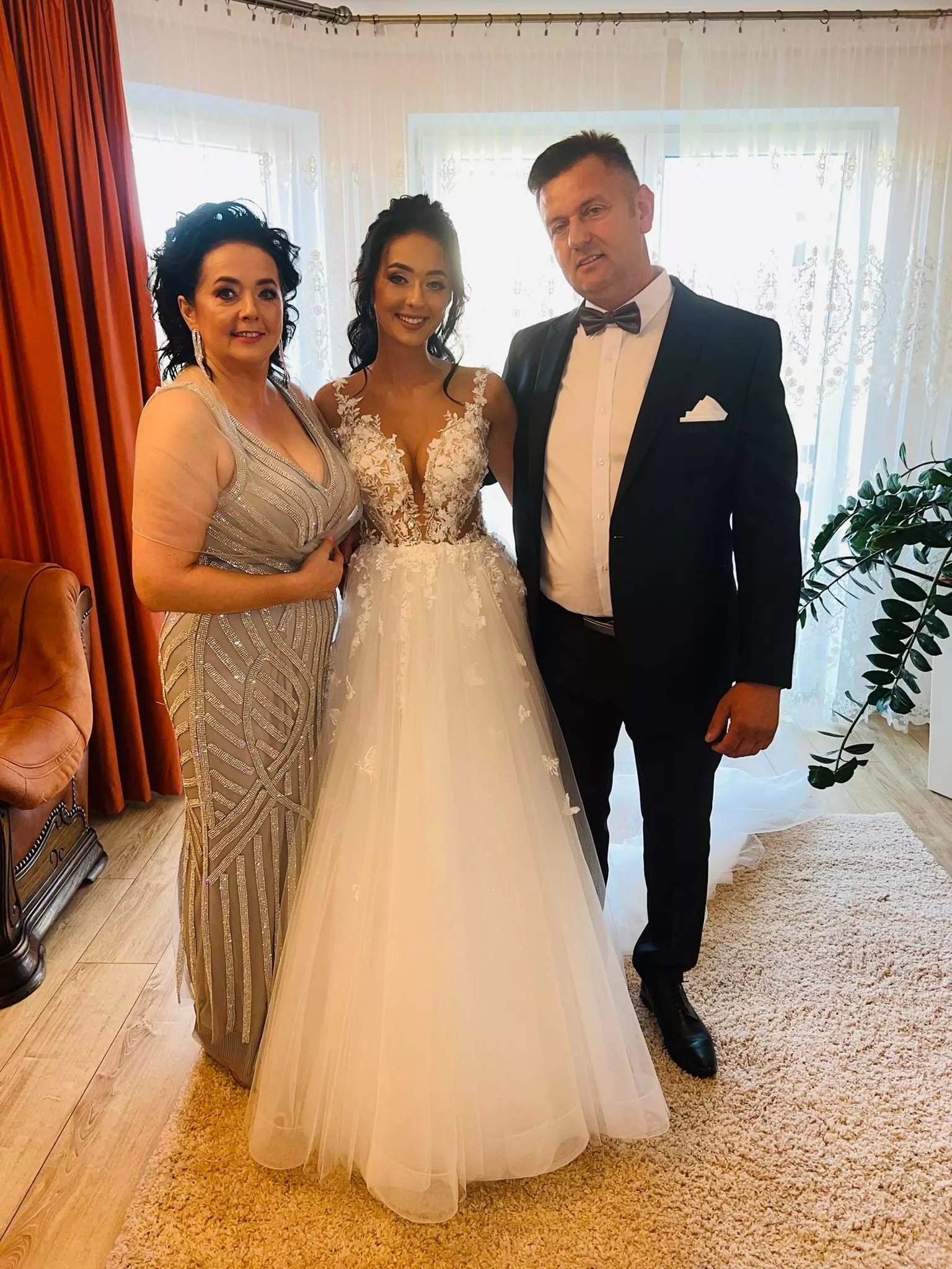 Huczny ślub gwiazdy disco polo?! Tak wokalistka bawiła się na swoim weselu! Zobaczcie zdjęcia oraz film!