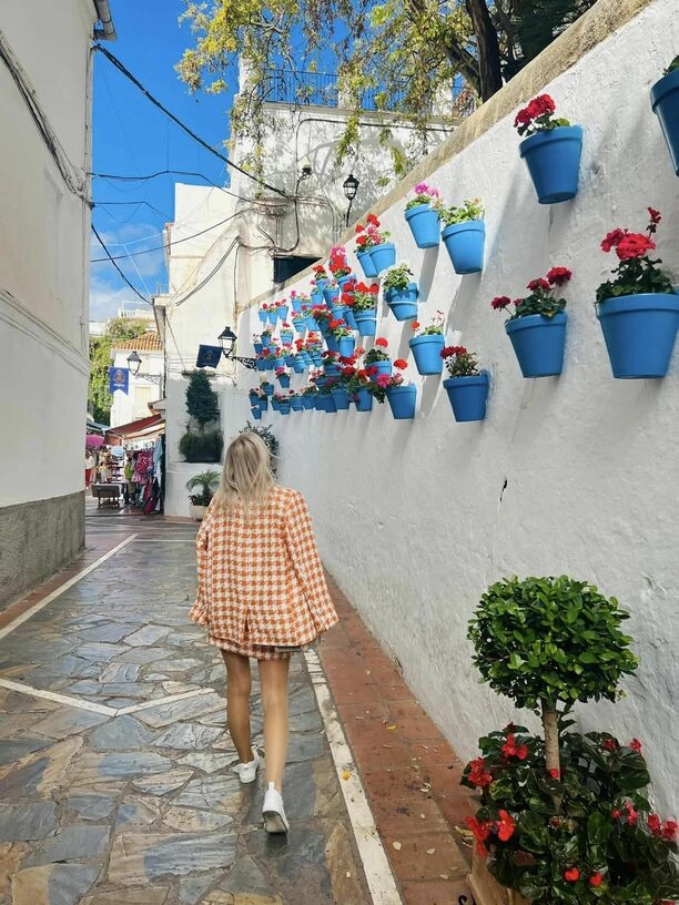 LaViola - wokalistka disco polo zachwyca podczas wyjazdu do Hiszpanii! Zobaczcie gorące fotki!