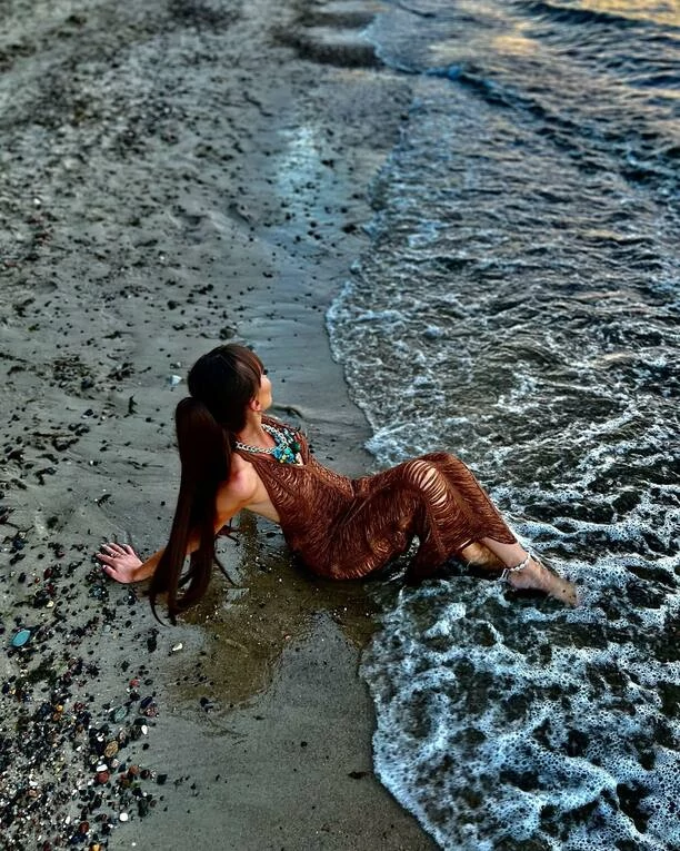 Opadną Wam szczęki! Cudowna publikacji Klaudii Przybyszewskiej z zespołu Szpilki w sieci- zobacz gorące zdjęcia!