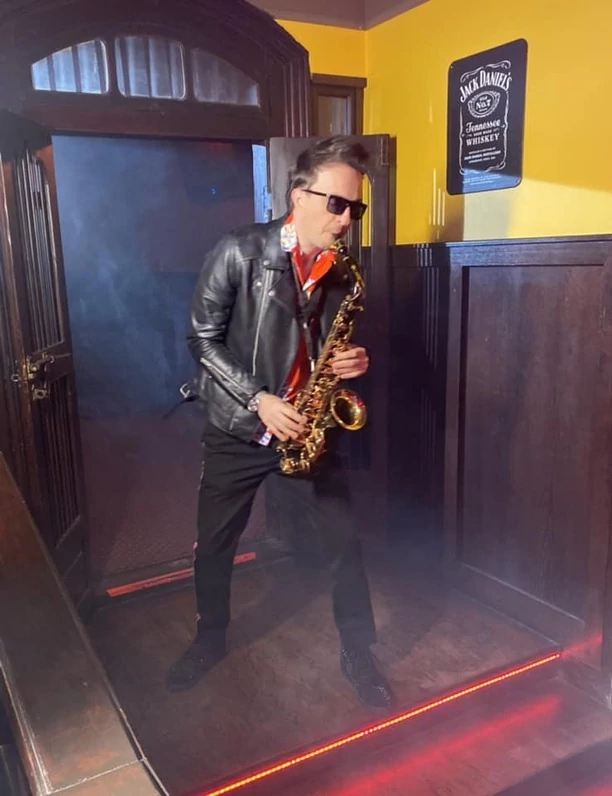 Tylko u nas! After Party z nową produkcją! „Na parkiecie będziesz wywijała„! Gwiazdy disco polo zadbały o mix styli! 